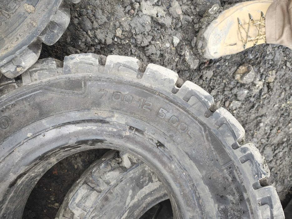 Opony pełne 7.00-12 5.00S Nexen wózek widłowy Linde Still Toyota