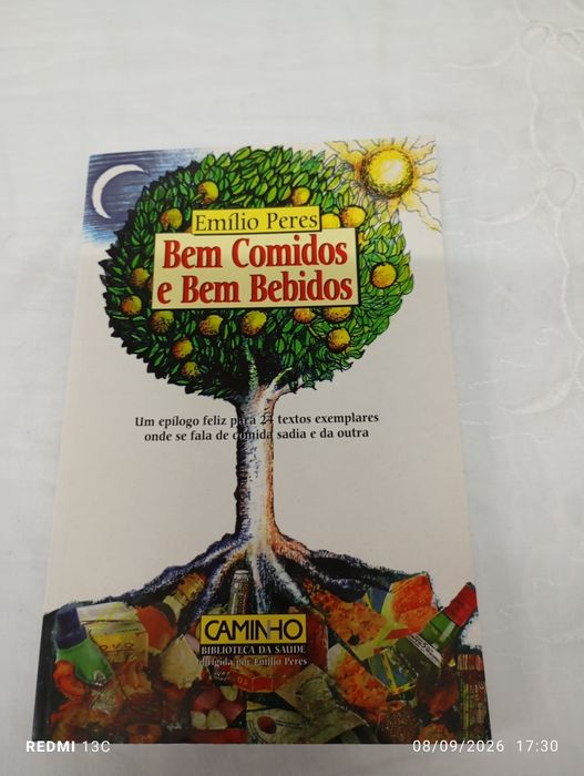 Livro " Bem comidos e bem bebidos"