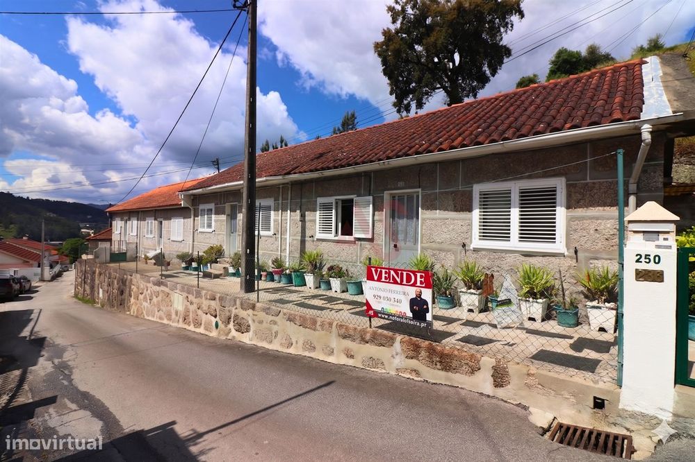 Moradia T2 com Terreno de 500 m² em São Miguel, Vizela — Caldas de Vizela (São Miguel e São João), Braga