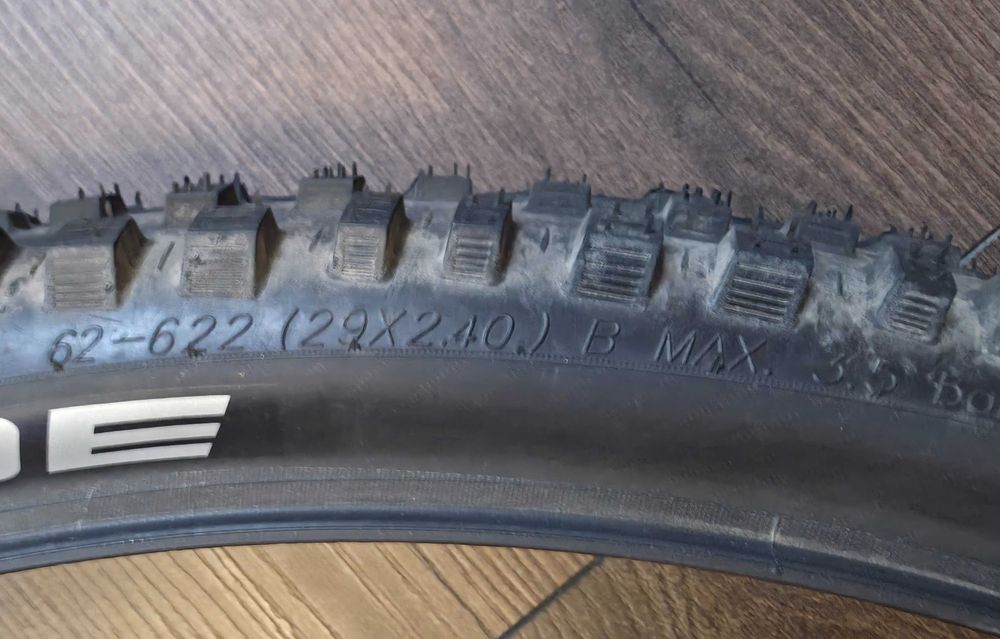 Praktycznie nowa opona Schwalbe Nobby Nic 29x2.40 Performance Addix | Drutowa OEM