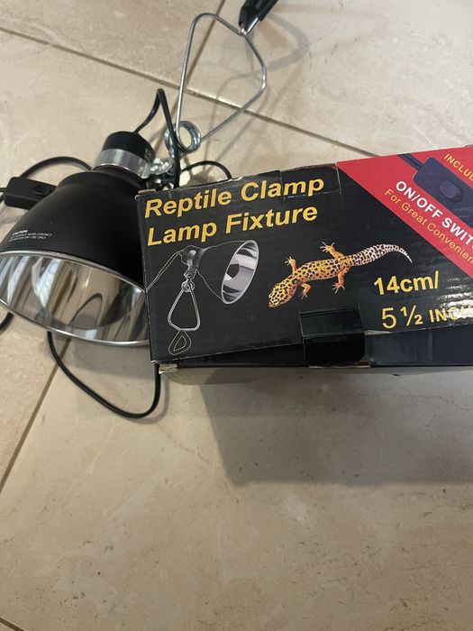 Плафон- лампа для терариума и брудера