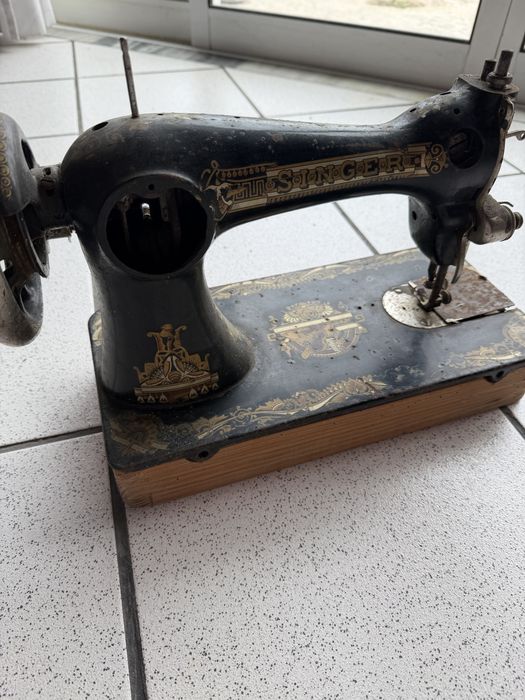 Maquina de costura SINGER
