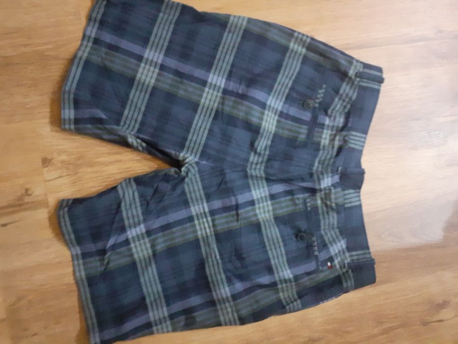 Spodenki tommy hilfiger kratka tanio