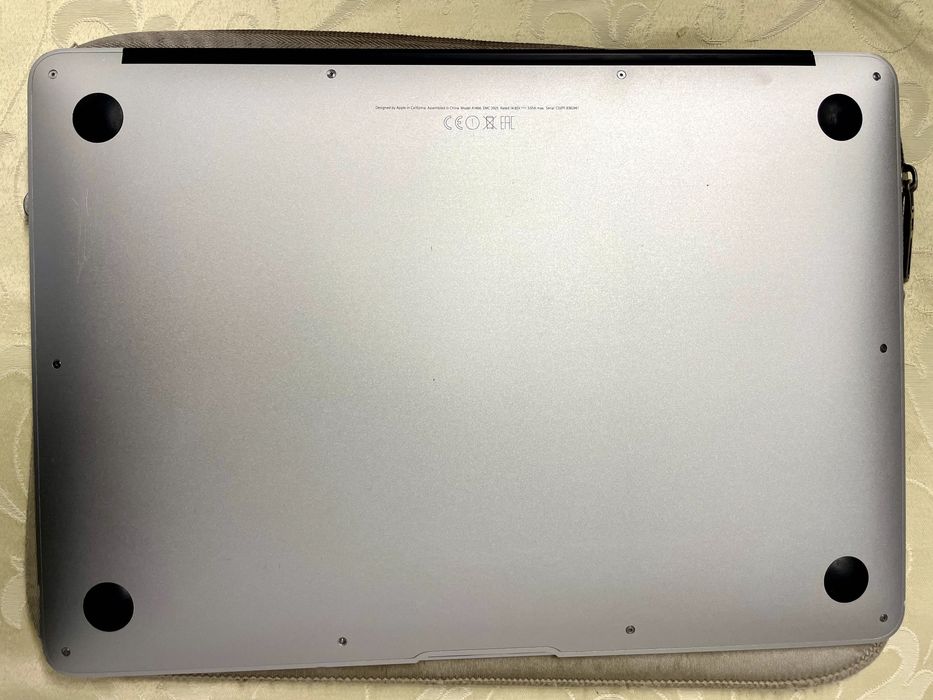 MacBook Air 13' (2015)