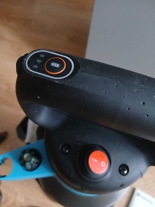 Opryskiwacz ciśnieniowy GARDENA 5L (Akumulatorowy)