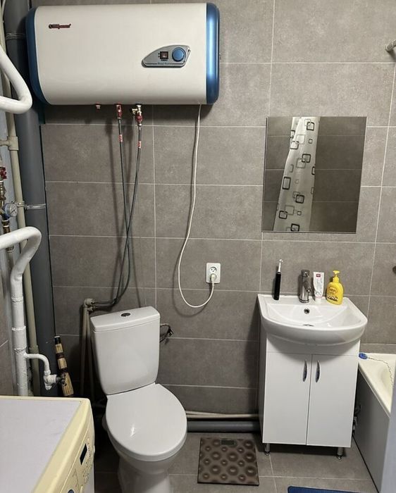 Продам 1ком квартиру Красный Камень