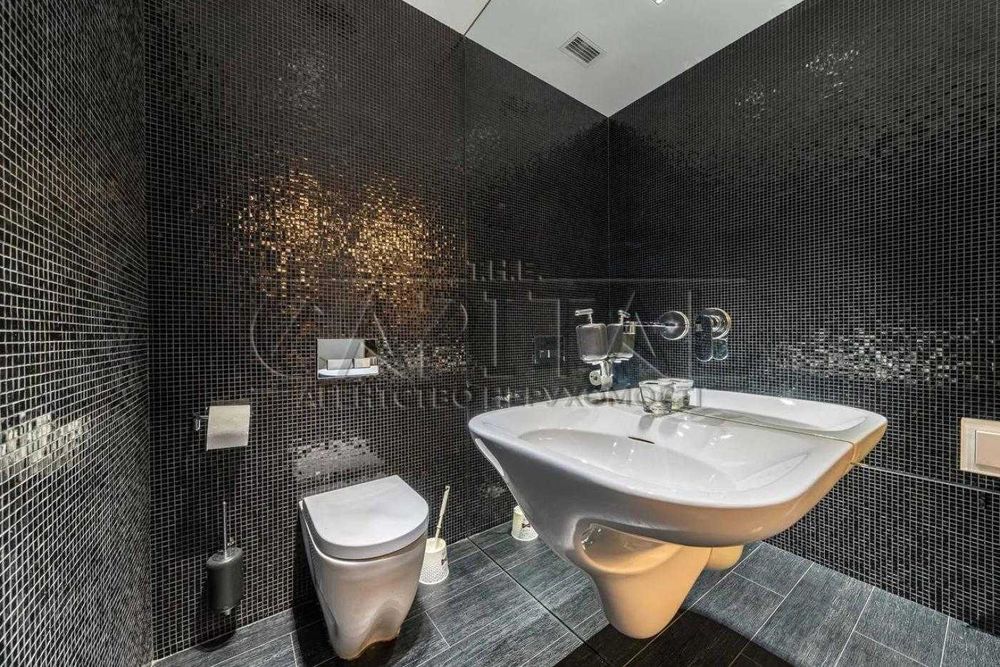 Продаж унікальних апартаментів 254 м² у ЖК «Новопечерські Липки»