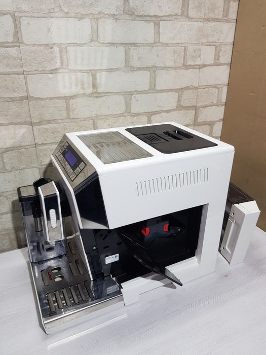 Кавомашина Кавомашина Delonghi Eletta Cappuccino Top Ecam45.766+1