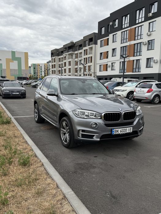 Продам X5 2016 VIN WBALS010000T85806 фото оголошення 2 з 8