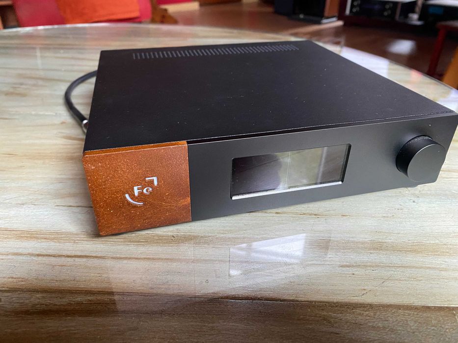 ROON NUCLEUS + Fer-Hypsos-DC-55x2.5mm Fonte Aliment.  = (800€+600€)