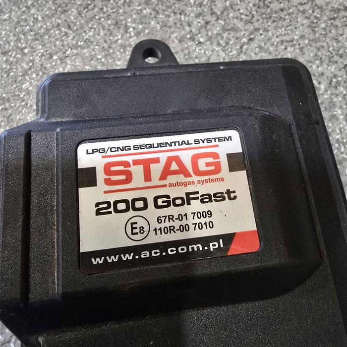 ГБО-4 підкапотка STAG-200 GoFast  комплект дня авто на 4 циліндрів