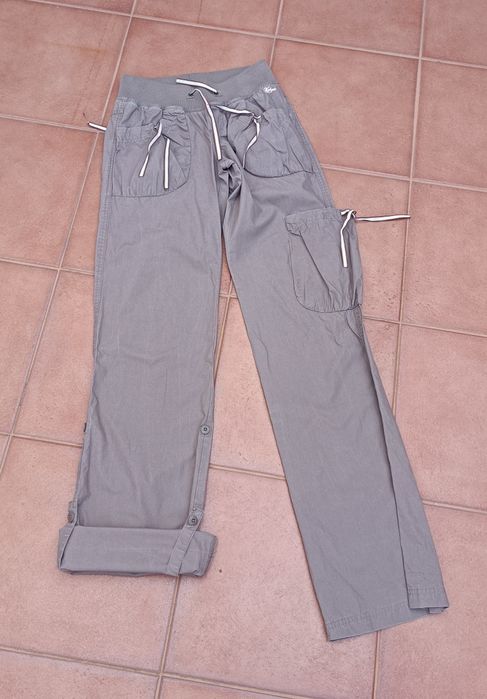 Calças com fitas Pull Bear