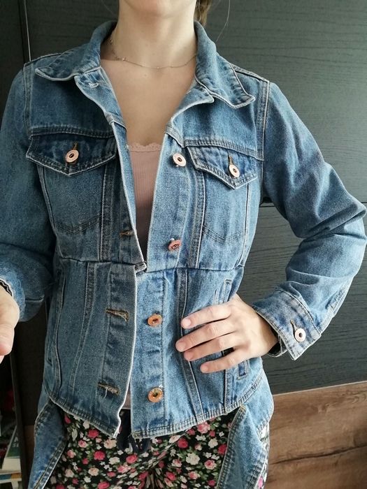 Niebieska kurtka jeansowa katana sinsay s/m