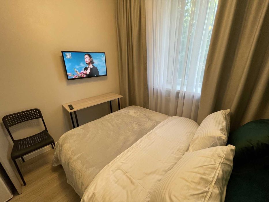 #A145 Квартира подобово. вул. Миколи Амосова 14. Солом