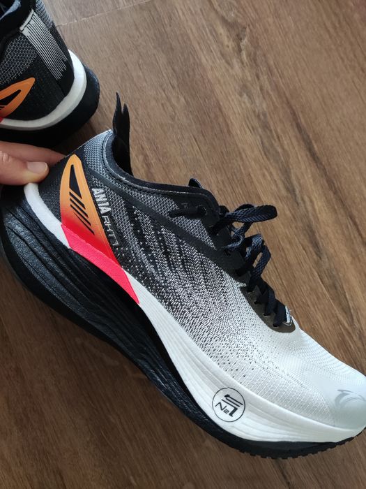 Sapatilhas de Running Anta (Modelo ANTA RKT 1)