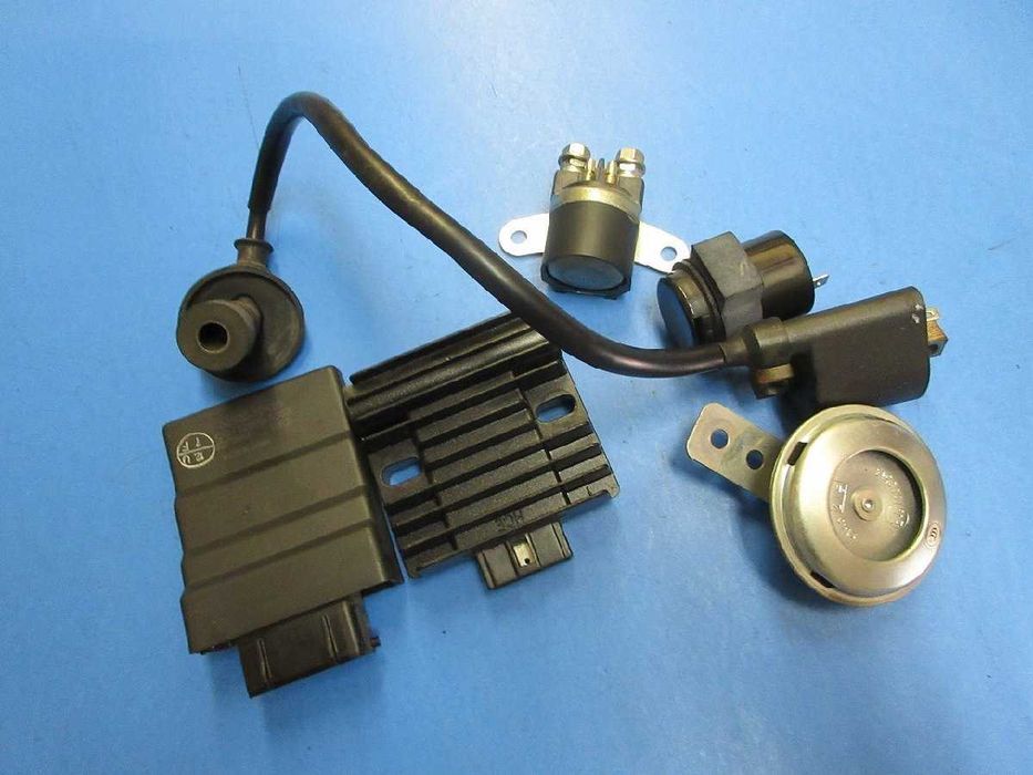 Тормозные колодки перед зад  Suzuki Address 125 DT11A