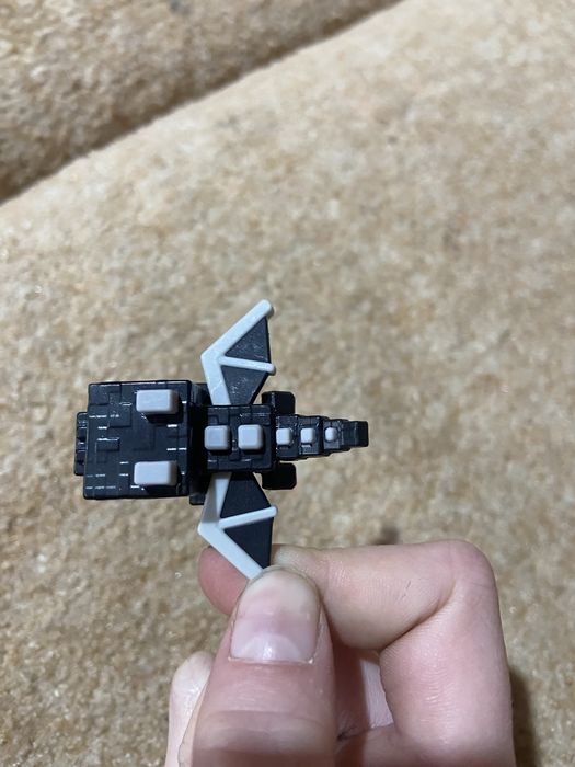 фигурка маинкрафт (киндер Joy)