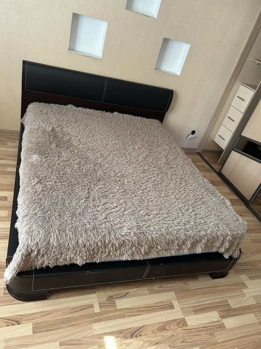 Ліжко з матрацем 1600x2000