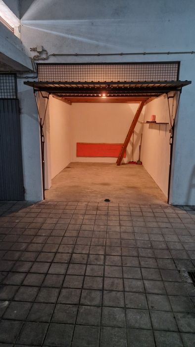 Garagem para arrendar alugar