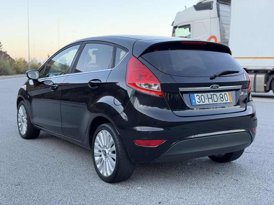 Ford Fiesta 1.25 Titanium 142mil kms Nacional — photo 3