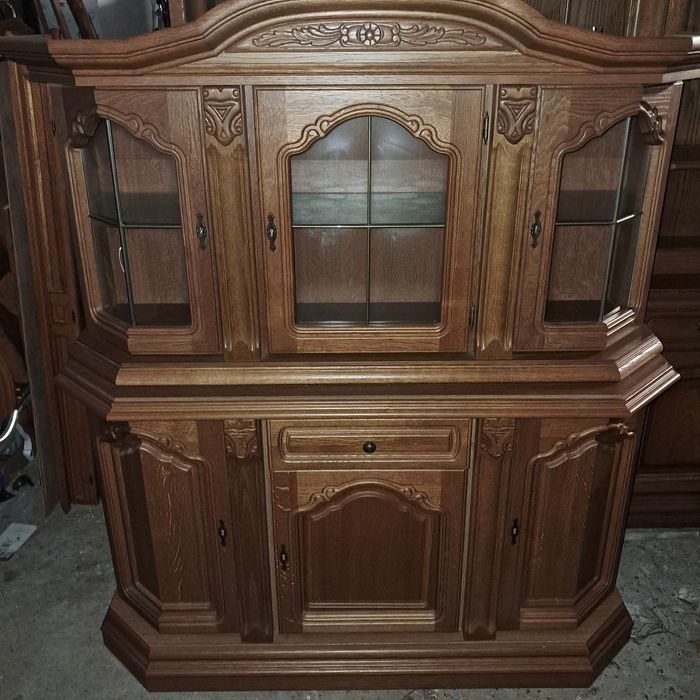 Komoda dębowa z zawieszaną witryną , kredens