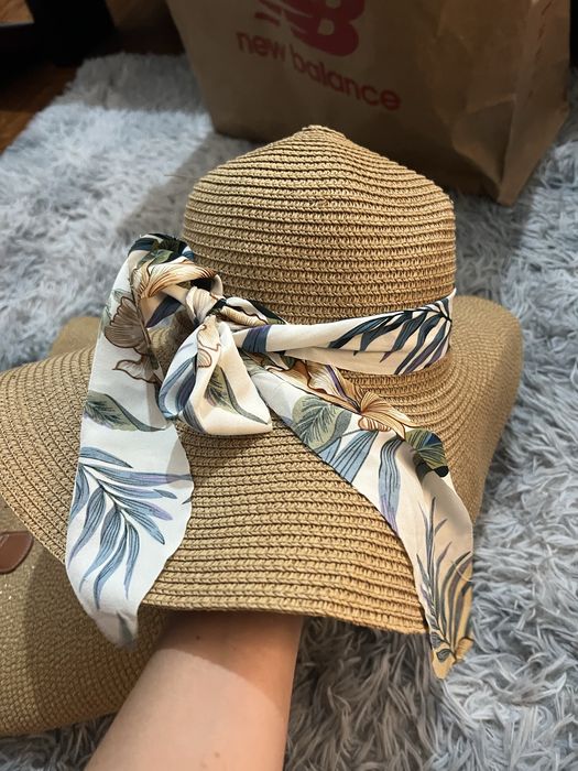 Chapeu e bolsa de praia