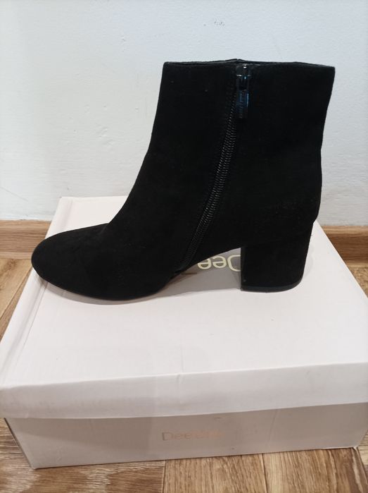 Botki czarne zamszowe rozmiar 37