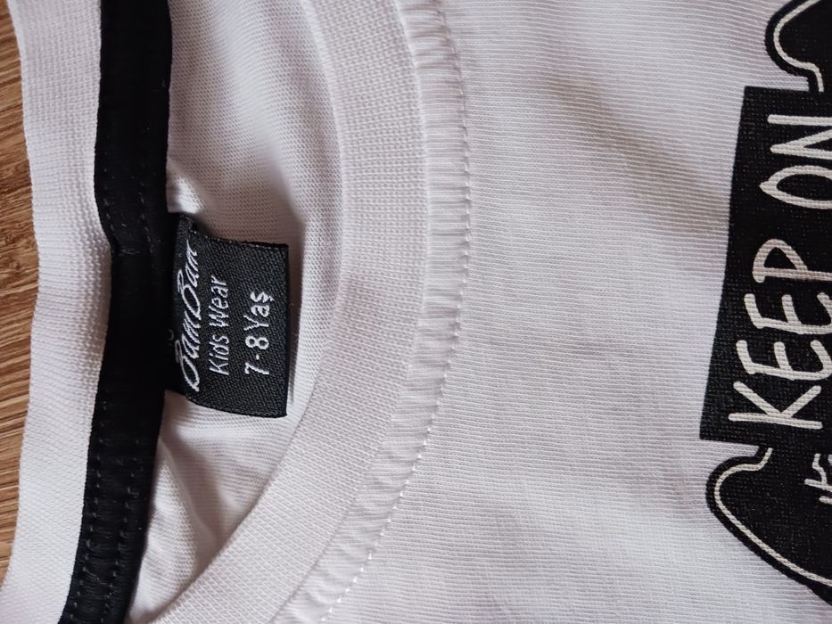 Bluzeczki chłopiec białe 126 i 122 bliźniaki