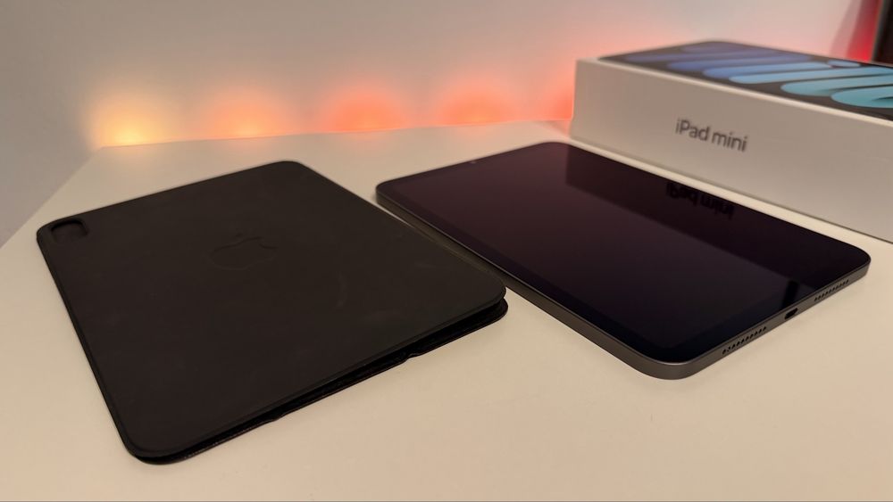 Tablet Apple iPad mini 6, jak nowy, etui oryginalne