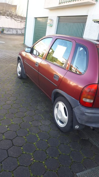 Opel corsa.    .