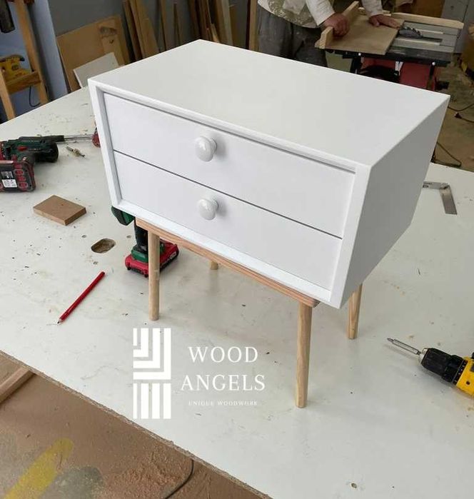 Mesas de cabeceira por medida