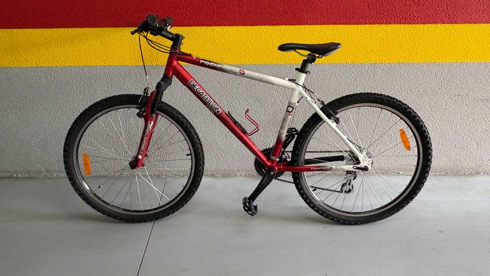 Bicicleta RockRider Montanha - Roda 26 - Vermelha e Branca