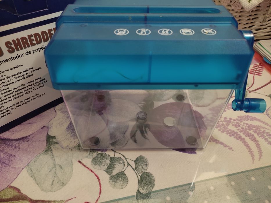 Машинка для нарізки бумажних полосок