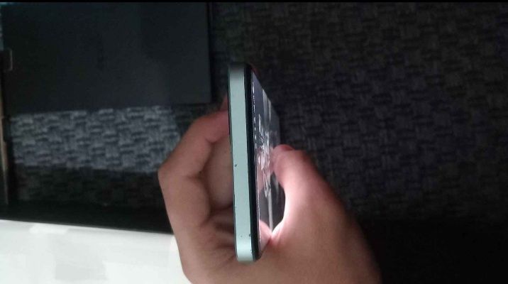 Oppo A57. 4GB. como novo