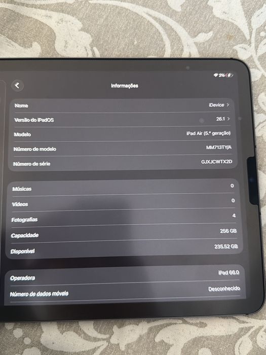 Apple iPad Air 10.9" M1 (A2589) 256GB - Cinzento Sideral