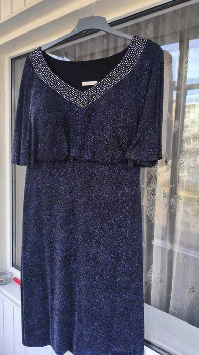 Продам святкову сукню