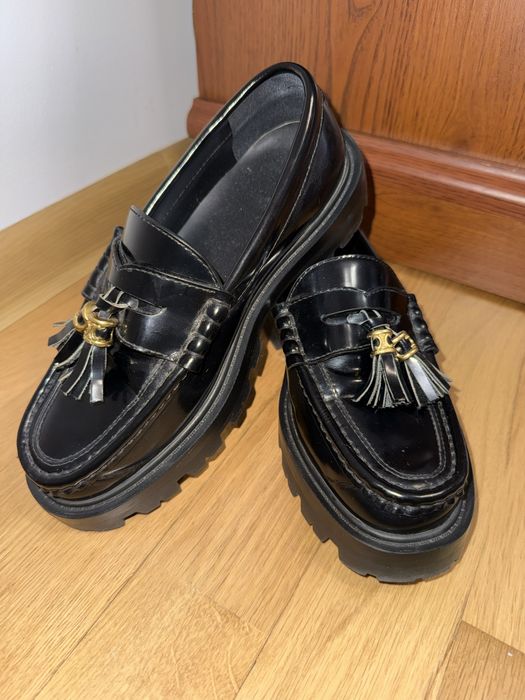 Жіночі лофери.