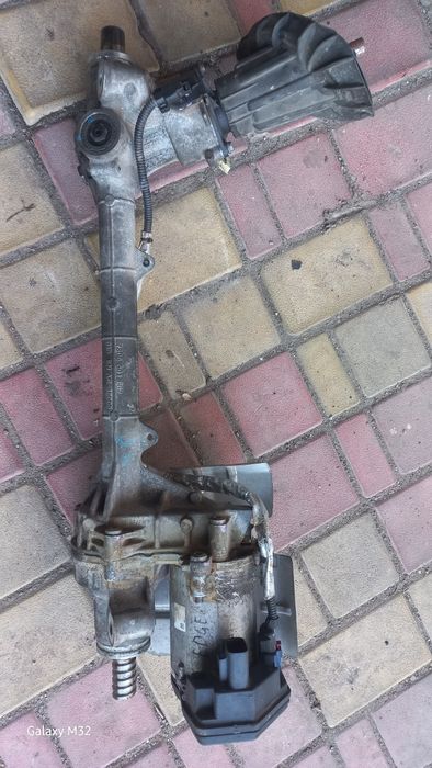 Рулеву рейку Lincoln mkx, edge продам