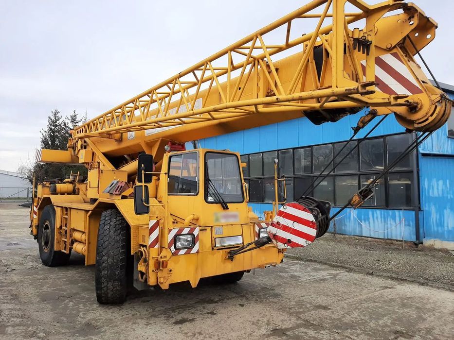 Liebherr LTM 1030  Dźwig 30 Ton LIEBHERR LTM 1030 żuraw samochodowy na sprzedaż