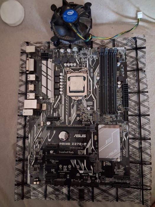 Материнська плата з процесором intel core i7-6700