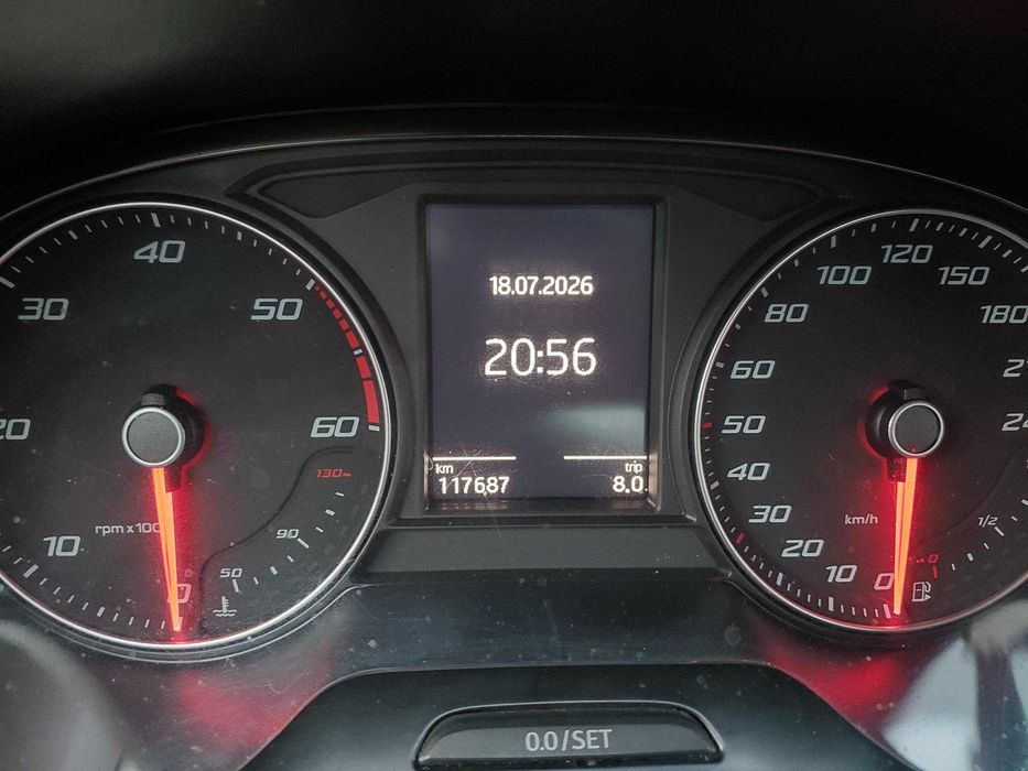 Vendo ou troco Seat Ibiza 2016 por carrinha 2007