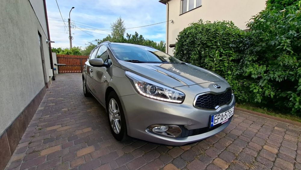 Kia Ceed 1.6i 135KM Klimatronik Ledy Nawigacja Kamera Z_Niemiec_Zarejestrowany