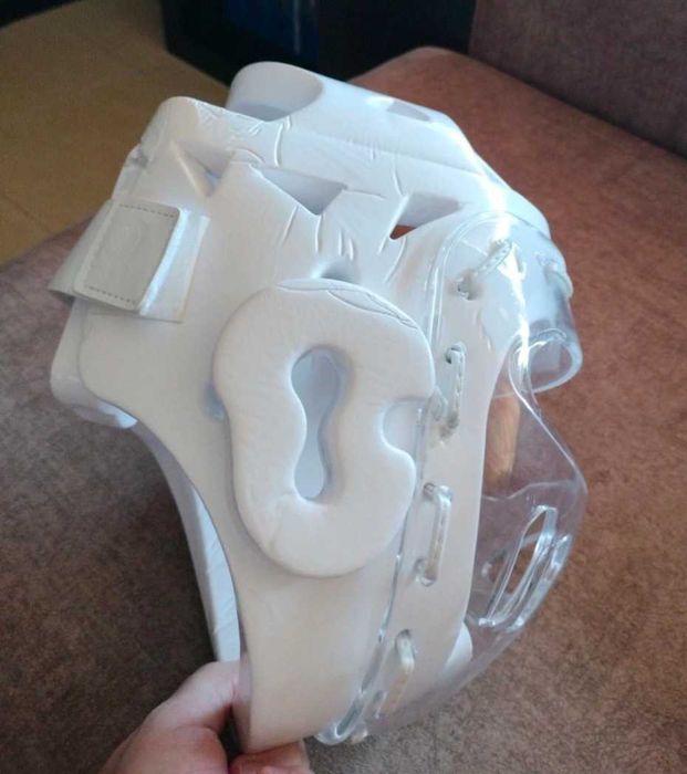 Capacete protecção de karaté