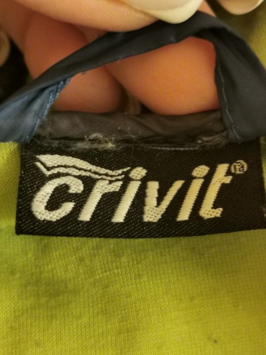 Стильная подрастковая куртка