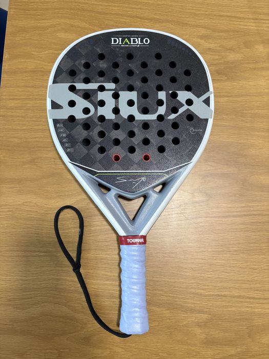 Raquete padel siux diablo revolution air 2  24k