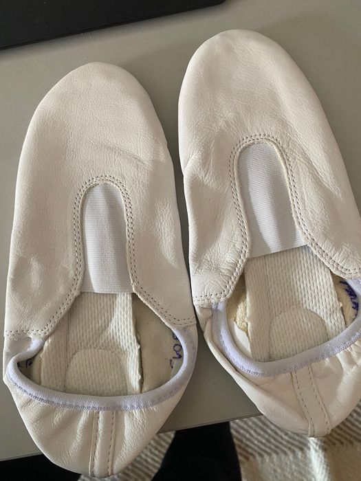 Sapatilhas ginástica novas por estrear