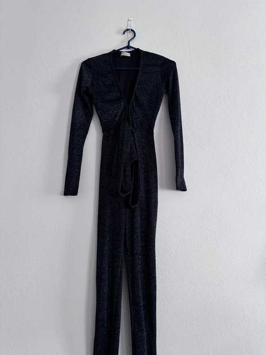 Czarny błyszczący kombinezon oh polly xs 34