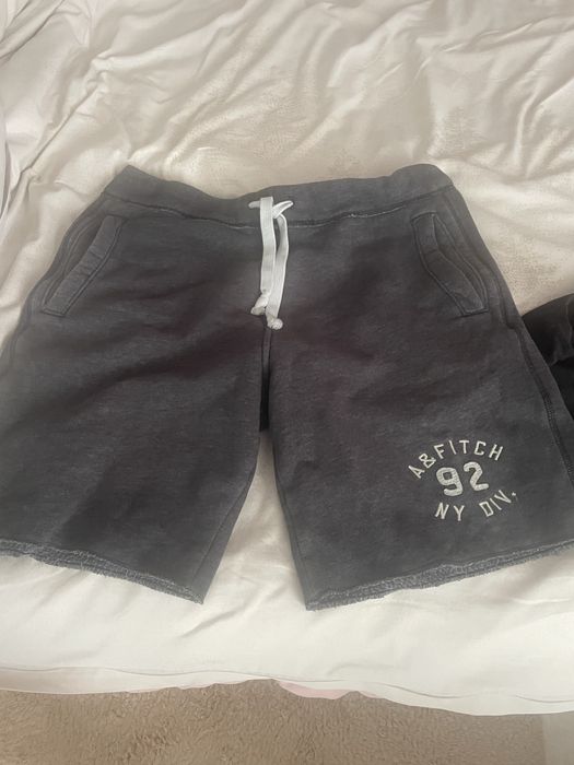 Spodenki Abercrombie & Fitch r. M (L)