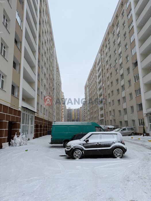 2-кімнатна 80,3 м² на Озерній — зданий будинок.