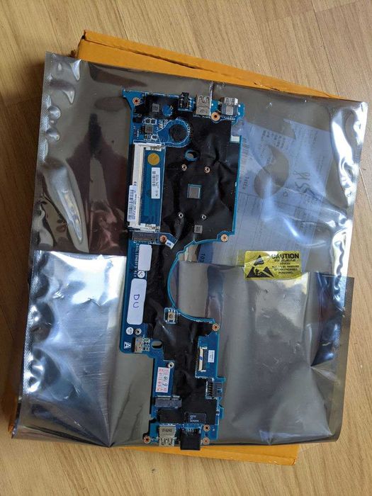Lenovo ThinkPad Yoga 11e материнська плата DA0LI8MB6F0 Rev:F НОВА